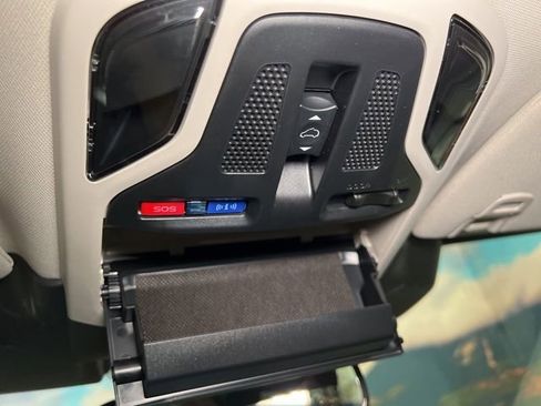 Certified 2025 Subaru Outback Premium image 47