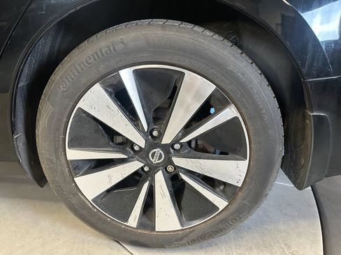 Used 2020 Nissan Altima 2.5 SL FWD image 25