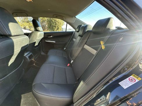 Used 2013 Toyota Camry SE image 21