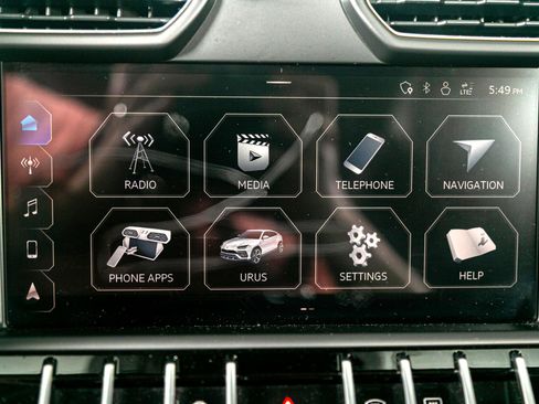 Used 2019 Lamborghini Urus image 43