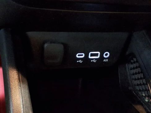 Used 2023 Chevrolet TrailBlazer RS w/ Convenience Package image 23