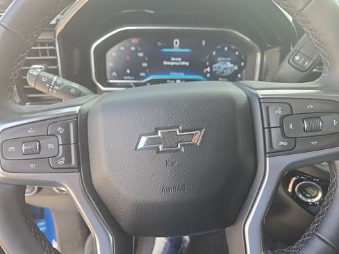 Used 2024 Chevrolet Silverado 1500 RST w/ Z71 Off-Road Package image 15