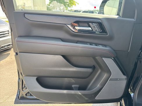 New 2026 GMC Yukon AT4 Ultimate AWD/4WD image 11