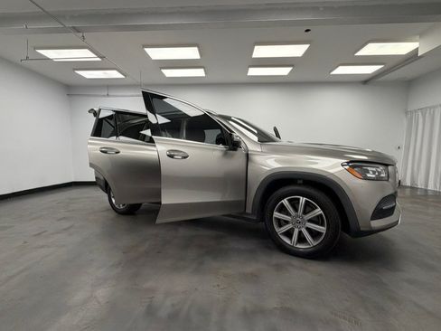 Used 2022 Mercedes-Benz GLS 450 4MATIC image 28