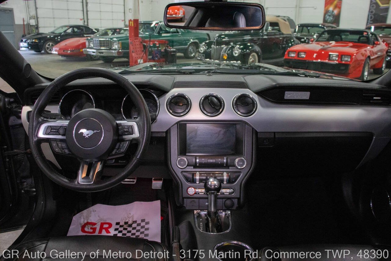 Used 2017 Ford Mustang GT Premium RWD image 16