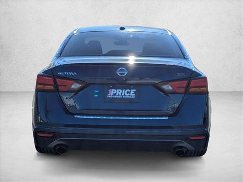 Used 2021 Nissan Altima 2.5 SR w/ SR Premium Package image 7