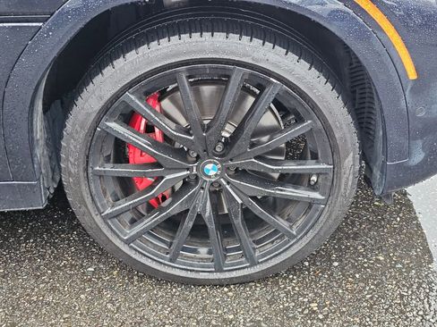 Used 2022 BMW X6 M50i w/ Executive Package image 30