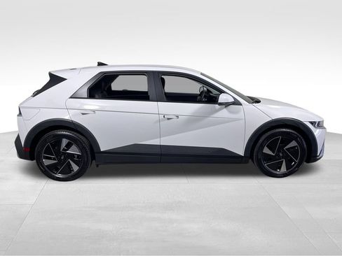 New 2026 Hyundai Ioniq 5 SEL RWD image 6