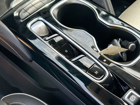Certified 2023 Buick Envision Essence AWD/4WD image 16