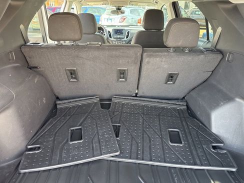 Certified 2023 Chevrolet Equinox LT w/ LPO, Floor Liner Package image 19
