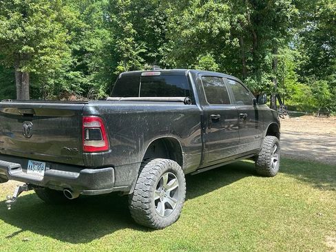 Used 2019 RAM 1500 Sport w/ Level 2 Equipment Group AWD/4WD image 8