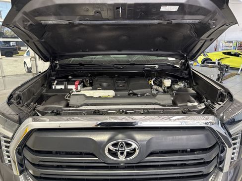 Used 2023 Toyota Tundra SR5 w/ SR5 Premium Package AWD/4WD image 28
