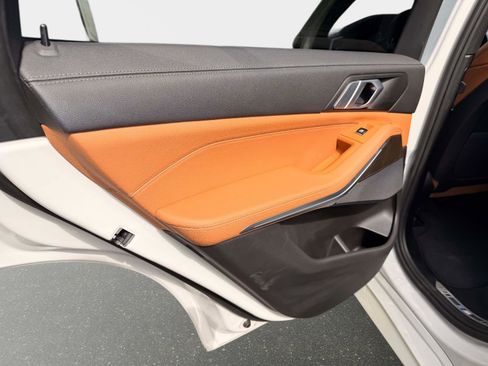 Used 2021 BMW X5 sDrive40i w/ M Sport Package image 19