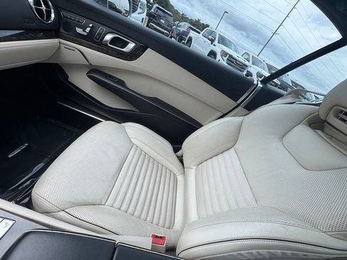 Used 2013 Mercedes-Benz SL 550 image 39
