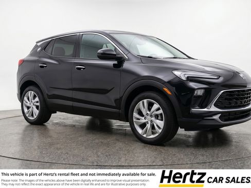 Used 2025 Buick Encore GX Preferred AWD/4WD image 1
