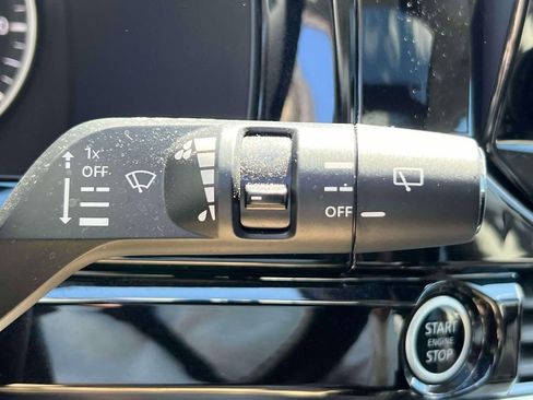 Used 2024 Nissan Pathfinder SL w/ SL Premium Package AWD/4WD image 24