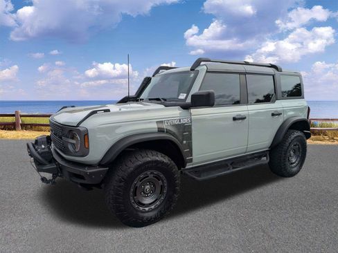 Used 2023 Ford Bronco Everglades AWD/4WD image 4