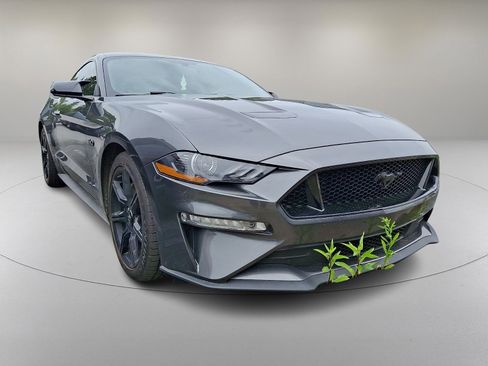Used 2020 Ford Mustang GT w/ Equipment Group 301A RWD image 2