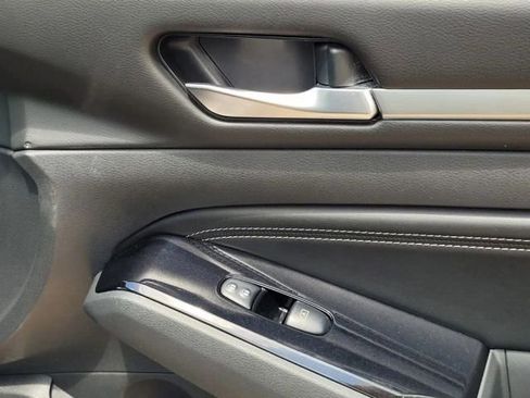 Used 2021 Nissan Altima 2.5 Platinum image 15