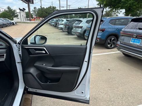 Used 2023 Mitsubishi Outlander SE FWD image 23