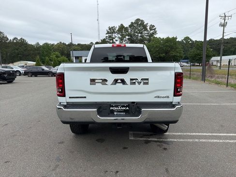Used 2025 RAM 2500 Big Horn AWD/4WD image 6
