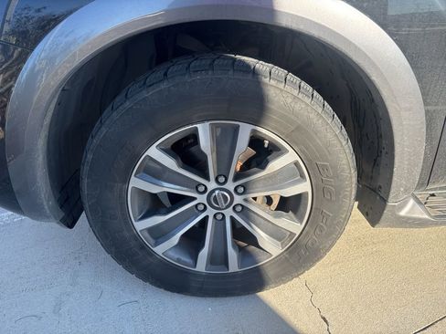 Used 2019 Nissan Armada SL w/ Premium Package image 8