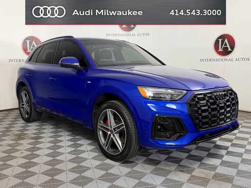 Used 2024 Audi Q5 e Premium Plus w/ Premium Plus Package AWD/4WD image 1