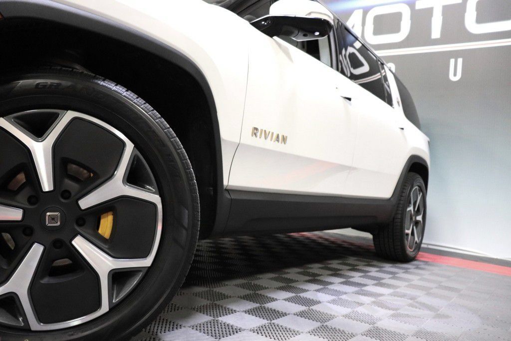 Used 2023 Rivian R1S Adventure Quad AWD/4WD image 81