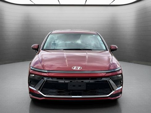 Used 2025 Hyundai Sonata SEL image 2