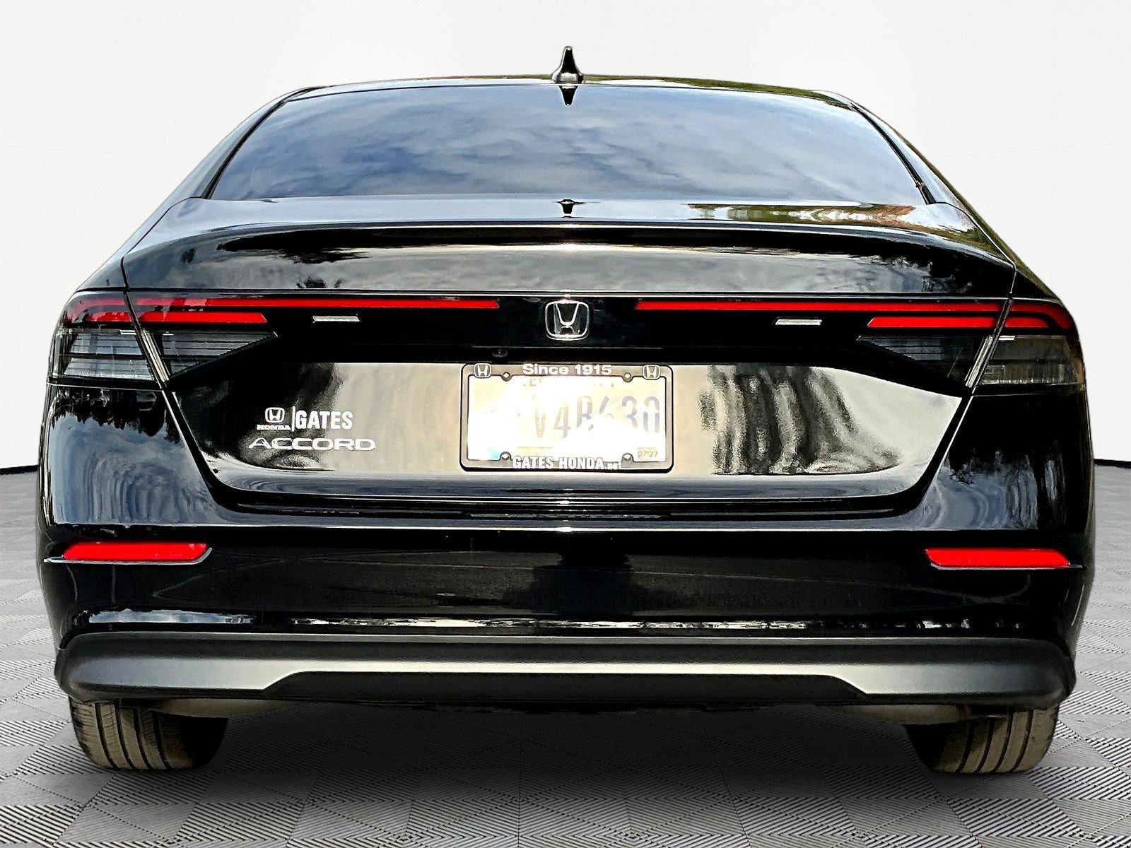 Used 2025 Honda Accord SE image 5