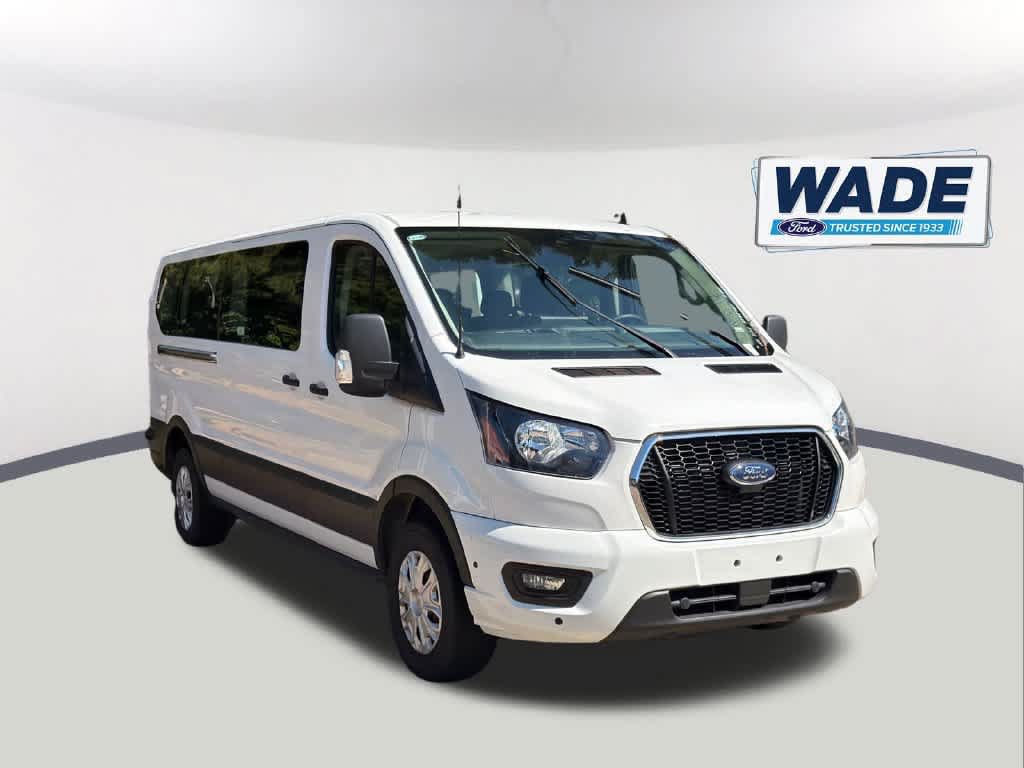 Used 2024 Ford Transit 350 XLT RWD image 3