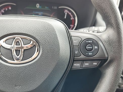 Certified 2025 Toyota RAV4 XLE image 19