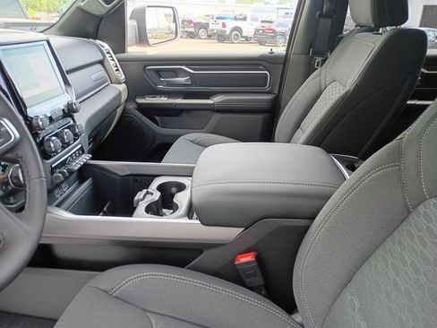 New 2026 RAM 1500 Big Horn AWD/4WD image 12