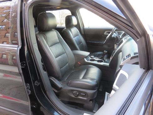 Used 2015 Ford Explorer Sport image 11