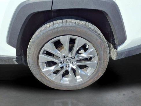 Used 2019 Toyota RAV4 Limited w/ Advanced Technology Package AWD/4WD image 9