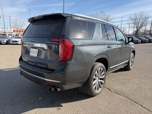 Used 2021 GMC Yukon Denali w/ Denali Premium Package image 5