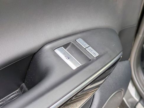 Used 2025 Genesis GV70 2.5T image 27