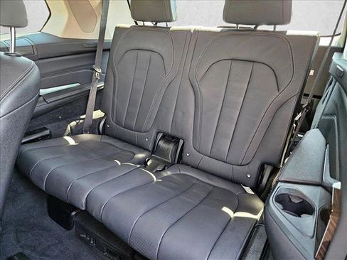 Used 2020 BMW X7 xDrive40i w/ Premium Package image 21