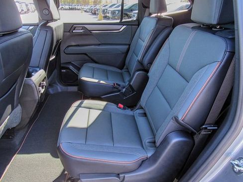 New 2026 GMC Acadia AT4 w/ Super Cruise Package image 17