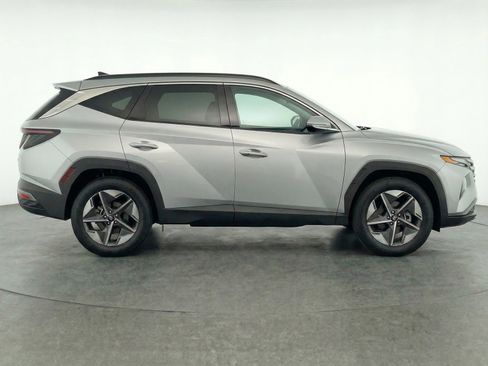 Used 2025 Hyundai Tucson SEL image 11