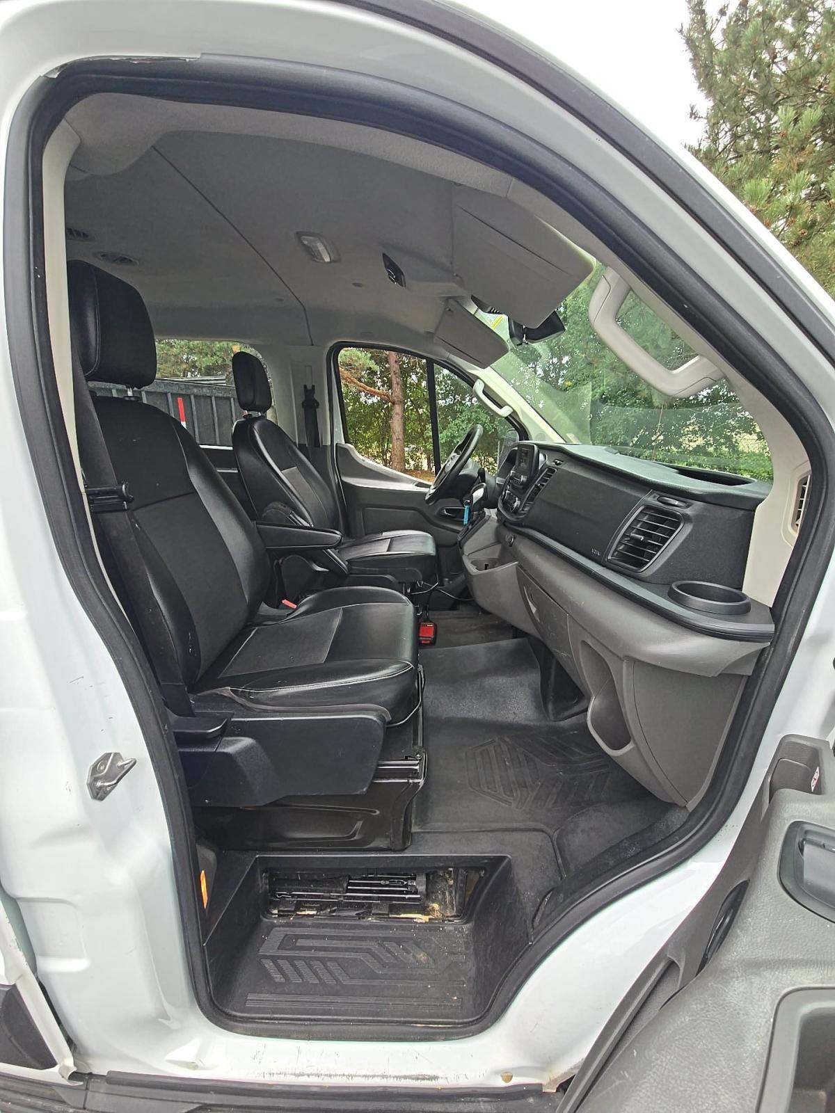 Used 2020 Ford Transit 350 XL RWD image 6