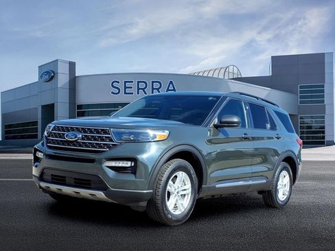 Used 2023 Ford Explorer XLT w/ Equipment Group 202A AWD/4WD image 1