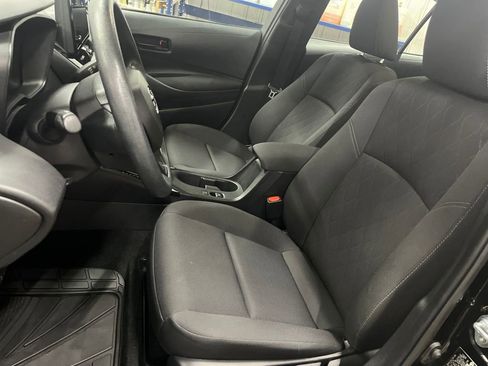 Used 2025 Toyota Corolla LE image 15