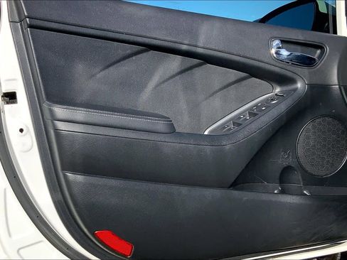 Used 2016 Kia Forte EX image 22