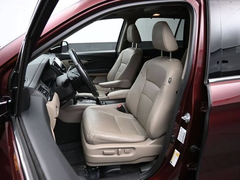 Used 2021 Honda Pilot Elite image 21