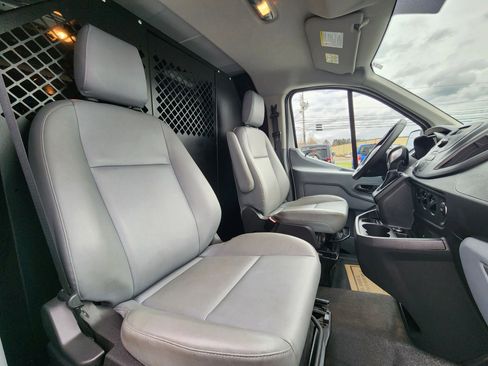 Used 2015 Ford Transit 150 130 Low Roof image 34
