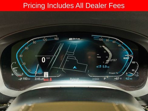Used 2021 BMW 530e xDrive w/ Premium Package AWD/4WD image 20