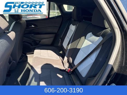 Used 2024 Chevrolet Trax RS w/ Driver Confidence Package FWD image 11