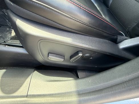 Used 2025 Ford Escape ST-Line w/ Tech Pack #1 AWD/4WD image 19
