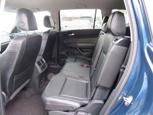 Used 2021 Volkswagen Atlas SE image 23